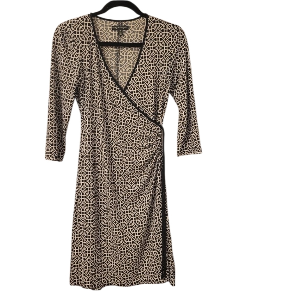 City Triangles Womens Black And Cream Babydoll V-Neck Wrap Dress. Office Sz M - Picture 3 of 10